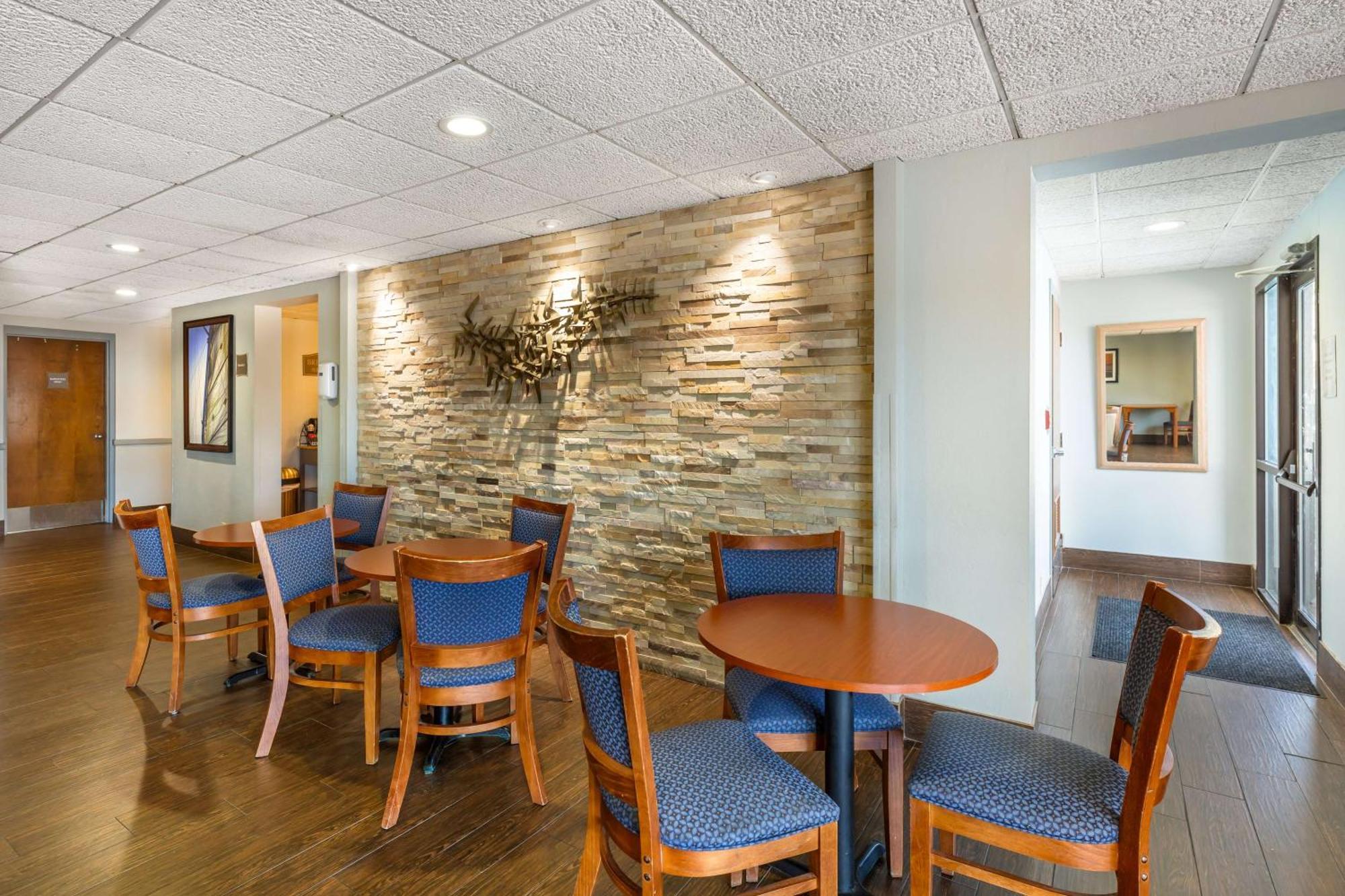 Best Western Port Clinton Esterno foto